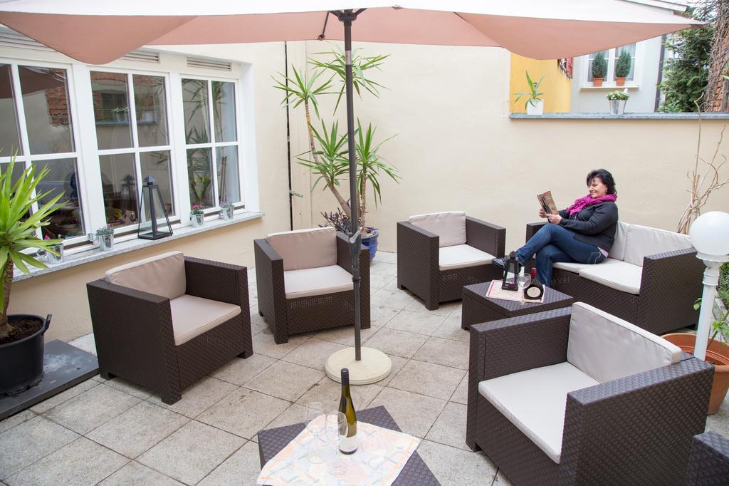 Hotel Garni Zum Hirschen Iphofen Zewnętrze zdjęcie